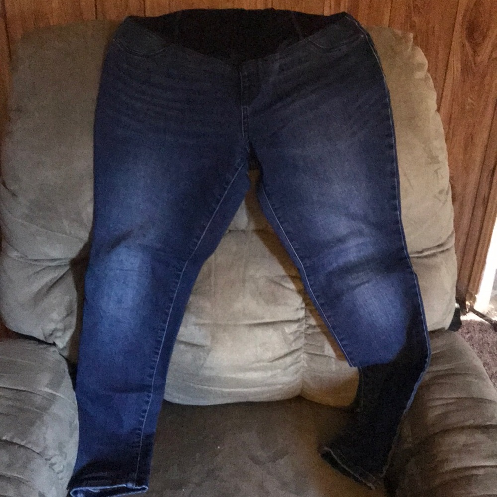 Maternity jeans